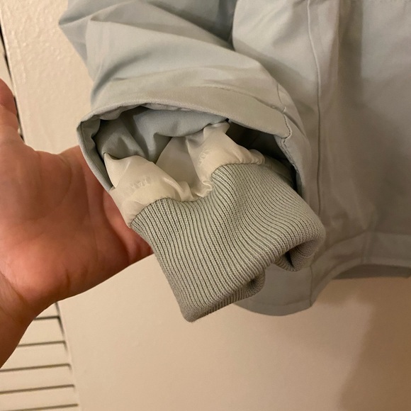 Hollister All-Weather Jacket NWT - Picture 10 of 10